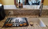 Alaskan Malamute Spooky Halloween Dish Drying Mat Absorbent Dish Drying Mat Pad for Kitchen Counter Dish Drainer Mat for Countertop, 14 x 21", Multico
